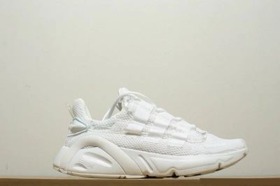Лот: 13441467. Фото: 1. Кроссовки Adidas Yeezy Boost 600... Кеды, кроссовки, слипоны