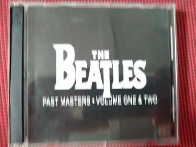 Лот: 19008675. Фото: 1. The Beatles - Past Masters/ Volume... Аудиозаписи