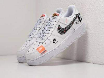 Лот: 12198984. Фото: 1. Кроссовки Nike Air Force 1 Low. Кеды, кроссовки, слипоны