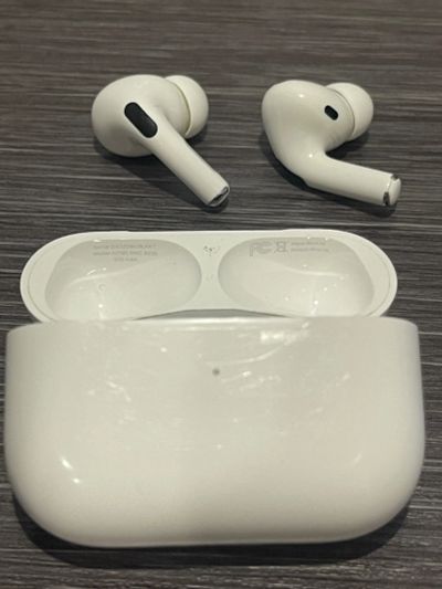 Лот: 19634102. Фото: 1. Apple AirPods Pro (оригинал, чек... Наушники, гарнитуры