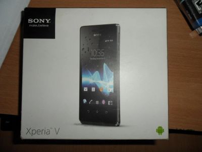 Лот: 5505943. Фото: 1. Sony Xperia v lt25i. Смартфоны