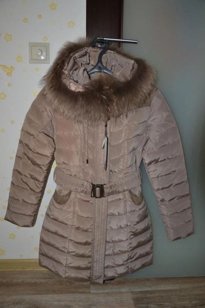 Лот: 4689619. Фото: 1. Женский пуховик р-р 42-44 (подойдет... Верхняя одежда