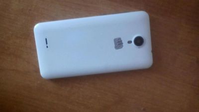 Лот: 9532662. Фото: 1. Micromax q415. Смартфоны