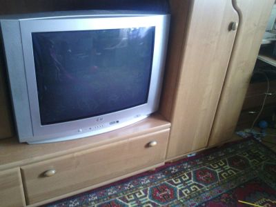 Лот: 4717537. Фото: 1. Телевизор, 70 см диагональ. Телевизоры