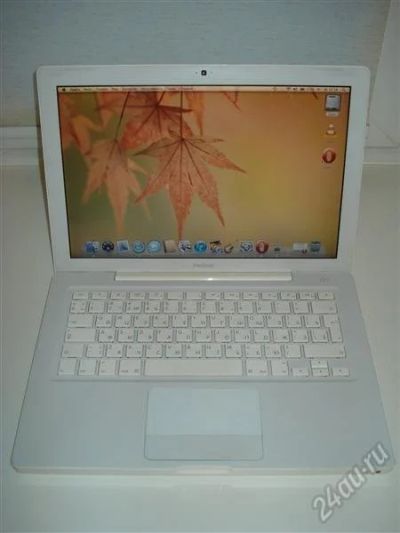 Лот: 2358929. Фото: 1. APPLE MACBOOK A1181 WHITE. Ноутбуки