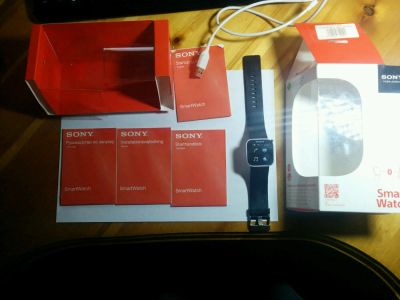 Лот: 5289347. Фото: 1. Sony SmartWatch интересен обмен. Смарт-часы, фитнес-браслеты, аксессуары