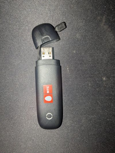 Лот: 25554631. Фото: 1. USB модем ZTE MF 180. Беспроводные модемы