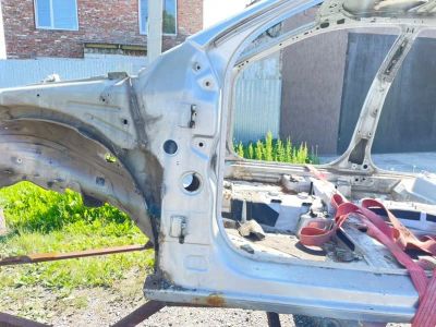 Лот: 25556908. Фото: 1. стойка кузова Opel Astra L35. Кузов