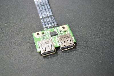 Лот: 11853030. Фото: 1. Планка расширения USB ноутбука... Платы расширения, контроллеры, доп. порты