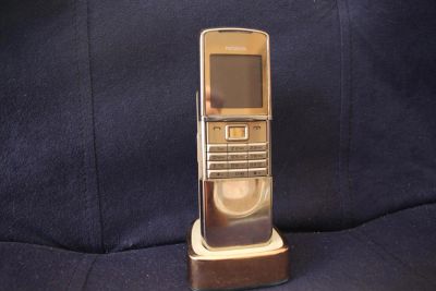 Лот: 3226977. Фото: 1. Nokia 8800 Sirocco Gold. Кнопочные мобильные телефоны