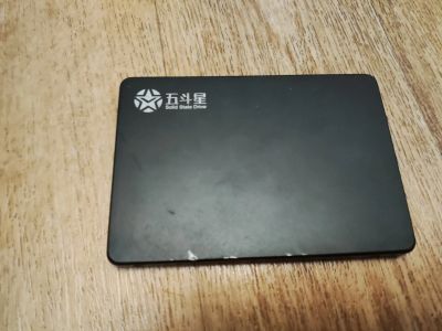 Лот: 25398421. Фото: 1. Ссд 60 гб дохлый. SSD-накопители