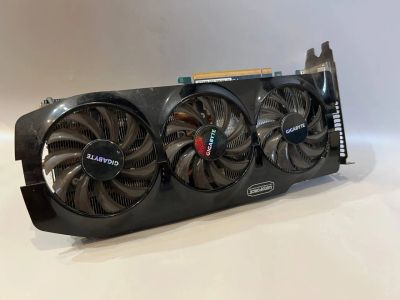 Лот: 22390105. Фото: 1. Gigabyte GeForce GTX 670 2gb. Видеокарты