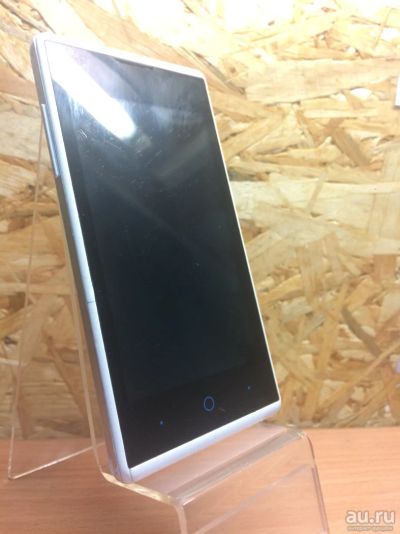Лот: 10004053. Фото: 1. Телефон ZTE V815W (3141). Кнопочные мобильные телефоны