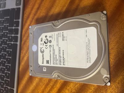 Лот: 20756875. Фото: 1. 2tb жесткий диск st2000nm0033. Жёсткие диски (HDD)