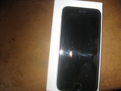 Лот: 10041862. Фото: 1. iPhone 6 Space grey 16gb. Смартфоны