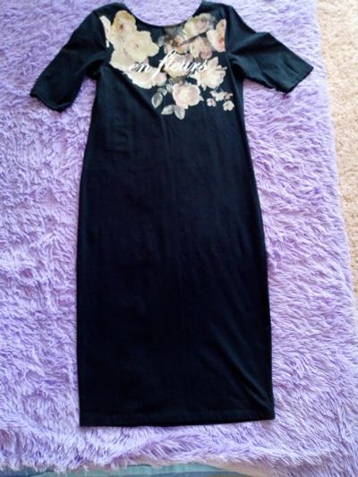 Лот: 14540101. Фото: 1. Платье миди чёрное с принтом 48-50. Платья