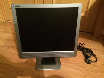 Лот: 4388660. Фото: 1. ЖК монитор ASUS. ЖК-мониторы