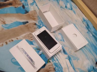 Лот: 15168266. Фото: 1. Iphone 5 32gb. Смартфоны