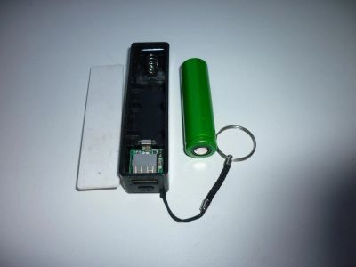 Лот: 7323305. Фото: 1. Внешний источник Power Bank. Внешние, портативные аккумуляторы для смартфонов (Power bank)