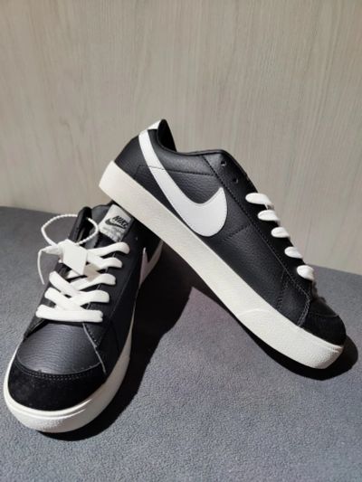 Лот: 25650986. Фото: 1. Кроссовки Nike, 41 размер, новые. Кеды, кроссовки, слипоны
