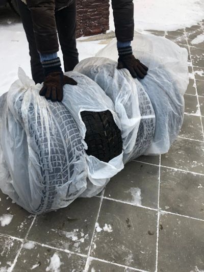 Лот: 12713595. Фото: 1. Зимние шины 235/45 R18 Michelin... Шины
