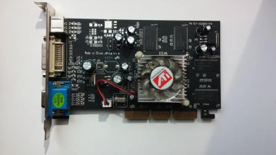 Лот: 4407296. Фото: 1. ATI Radeon 9600. Видеокарты