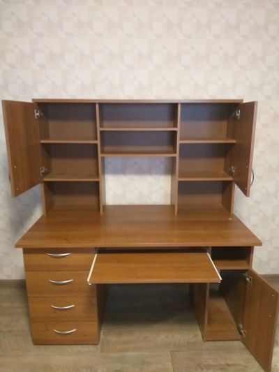 Лот: 20760887. Фото: 1. Стол компьютерный. Компьютерные и письменные столы
