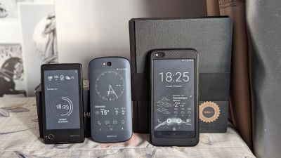 Лот: 20599722. Фото: 1. Yotaphone 1, 2, 3+. Смартфоны