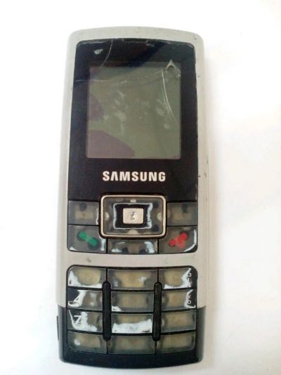 Лот: 11299109. Фото: 1. №996 . Телефон Samsung SGH-C130... Кнопочные мобильные телефоны