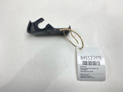 Лот: 22053561. Фото: 1. Кронштейн Nissan Qashqai 2007... Двигатель и элементы двигателя