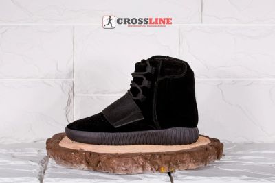 Лот: 10237824. Фото: 1. Кроссовки Adidas Yeezy 750 Boost... Ботинки, полуботинки
