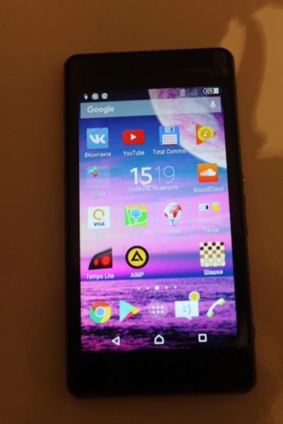 Лот: 11141674. Фото: 1. Sony Xperia Z1 Compact. Кнопочные мобильные телефоны