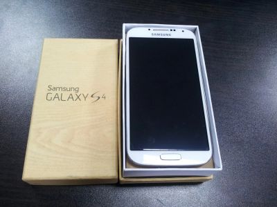 Лот: 3596660. Фото: 1. Продам смартфон Samsung I9502... Смартфоны