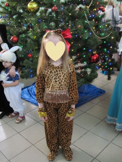 Лот: 12518279. Фото: 1. костюм новогодний Леопард р.116. Детские карнавальные, праздничные костюмы