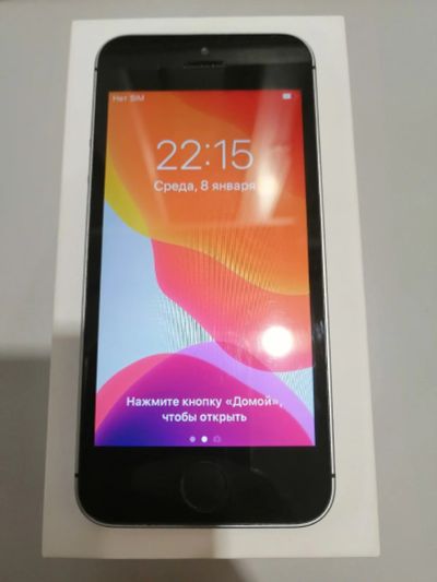Лот: 15266082. Фото: 1. Смартфон Apple iPhone SE (0801-03... Смартфоны