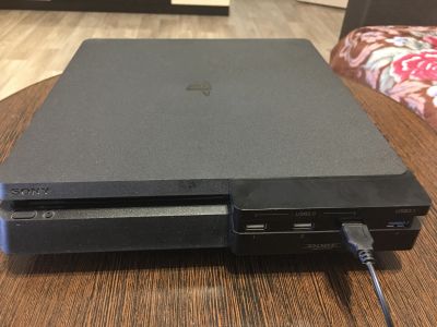 Лот: 18802535. Фото: 1. Ps4Slim/1TB/4Usb/2Gamepad. Игровые приставки, консоли