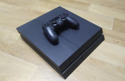 Лот: 15954068. Фото: 1. Консоль Sony PlayStation 4 CUH-1208B... Игровые приставки, консоли