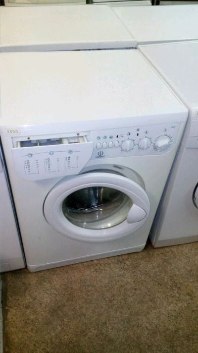Лот: 5183825. Фото: 1. Стиральная машина Indesit W84TX... Стиральные машины