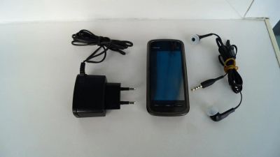 Лот: 8465481. Фото: 1. Nokia 5228, хорошее состояние... Смартфоны