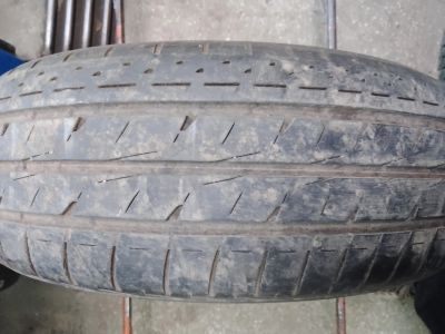 Лот: 23966618. Фото: 1. 1шт 195-60-16 Bridgestone Luft... Шины