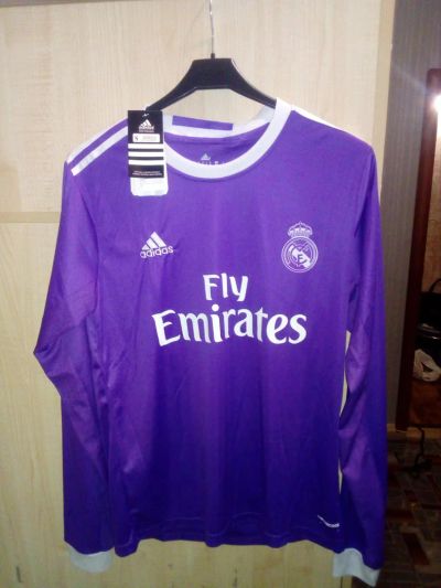 Лот: 8925595. Фото: 1. Футбольная форма - Real Madrid... Спортивная символика и атрибутика
