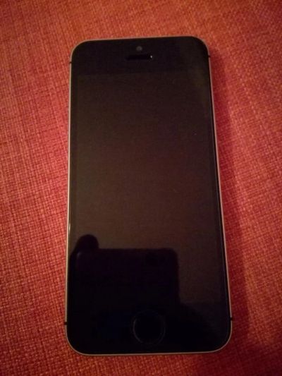 Лот: 10013567. Фото: 1. iPhone 5S. Смартфоны