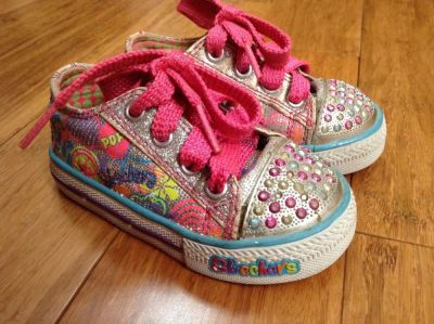 Лот: 6287138. Фото: 1. Skechers для девочки. Со световыми... Другое (обувь)