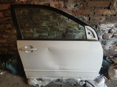 Лот: 14374919. Фото: 1. Дверь передняя Toyota Corolla... Кузов