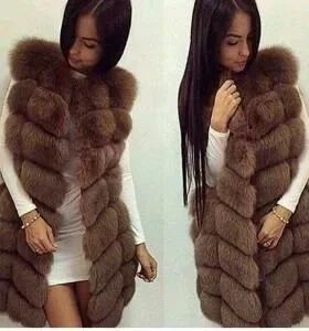 Лот: 10967543. Фото: 1. Меховой жилет. Верхняя одежда