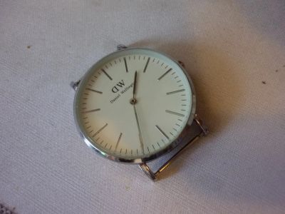 Лот: 20073845. Фото: 1. Часы Daniel Wellington, кварц. Оригинальные наручные часы