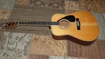 Лот: 7437049. Фото: 1. аянская ель Yamaha FG-300D, made... Гитары