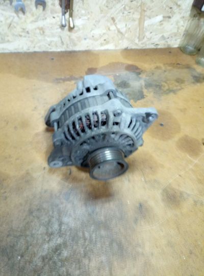 Лот: 16842858. Фото: 1. Генератор Subaru Impreza. Электрооборудование