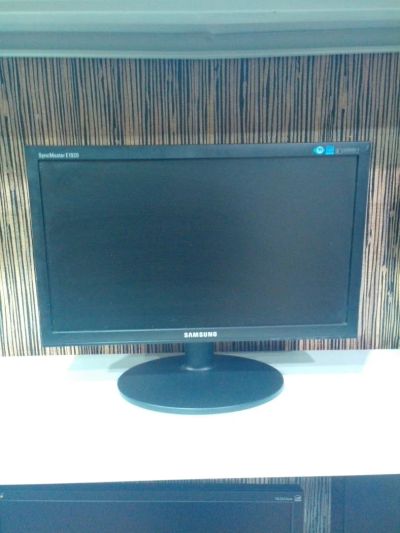 Лот: 5054454. Фото: 1. Samsung SyncMaster E1920N. ЖК-мониторы