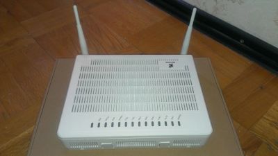 Лот: 7001706. Фото: 1. Абонентский терминал GPON Ericsson... Маршрутизаторы (роутеры)